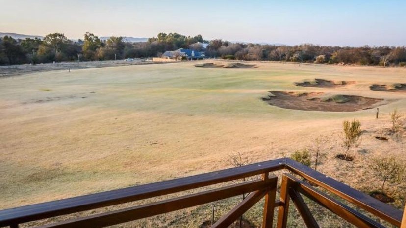 To Let 4 Bedroom Property for Rent in Vaal de Grace Golf Estate Free State